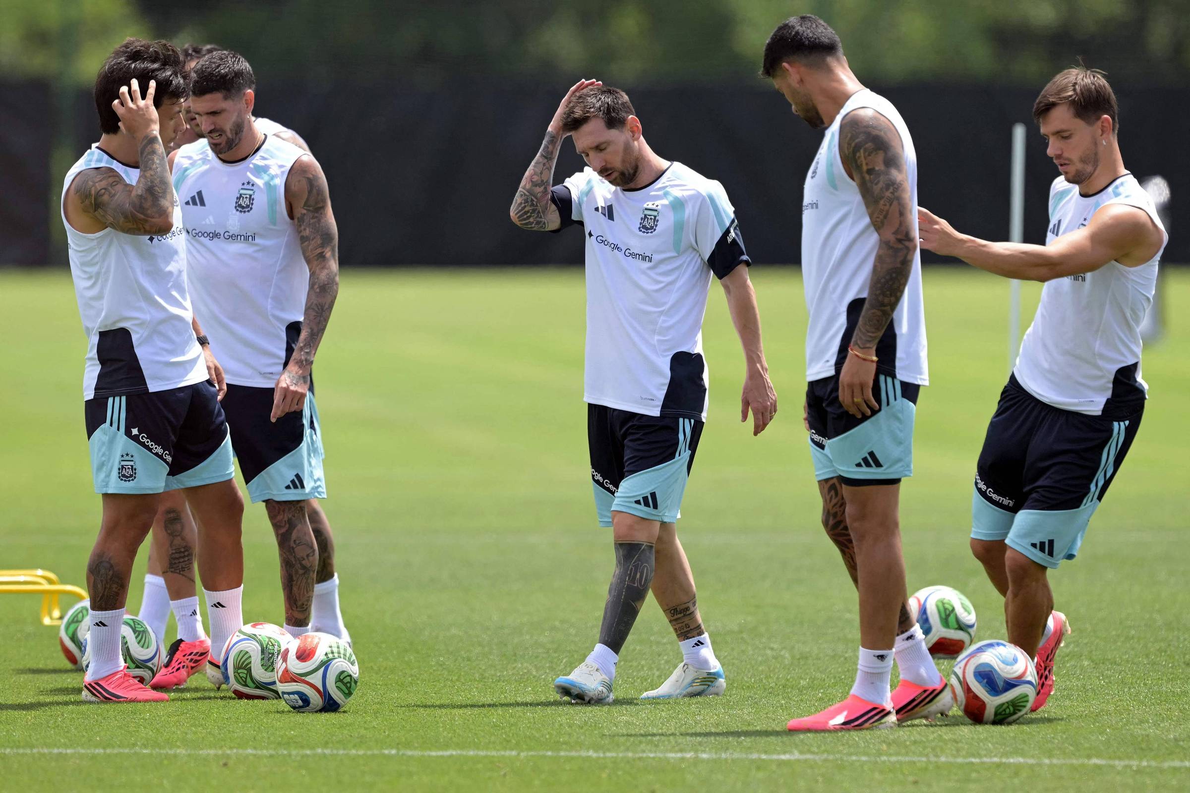 Argentina estreia na Copa do Mundo em busca de superar 'maldição' dos campeões