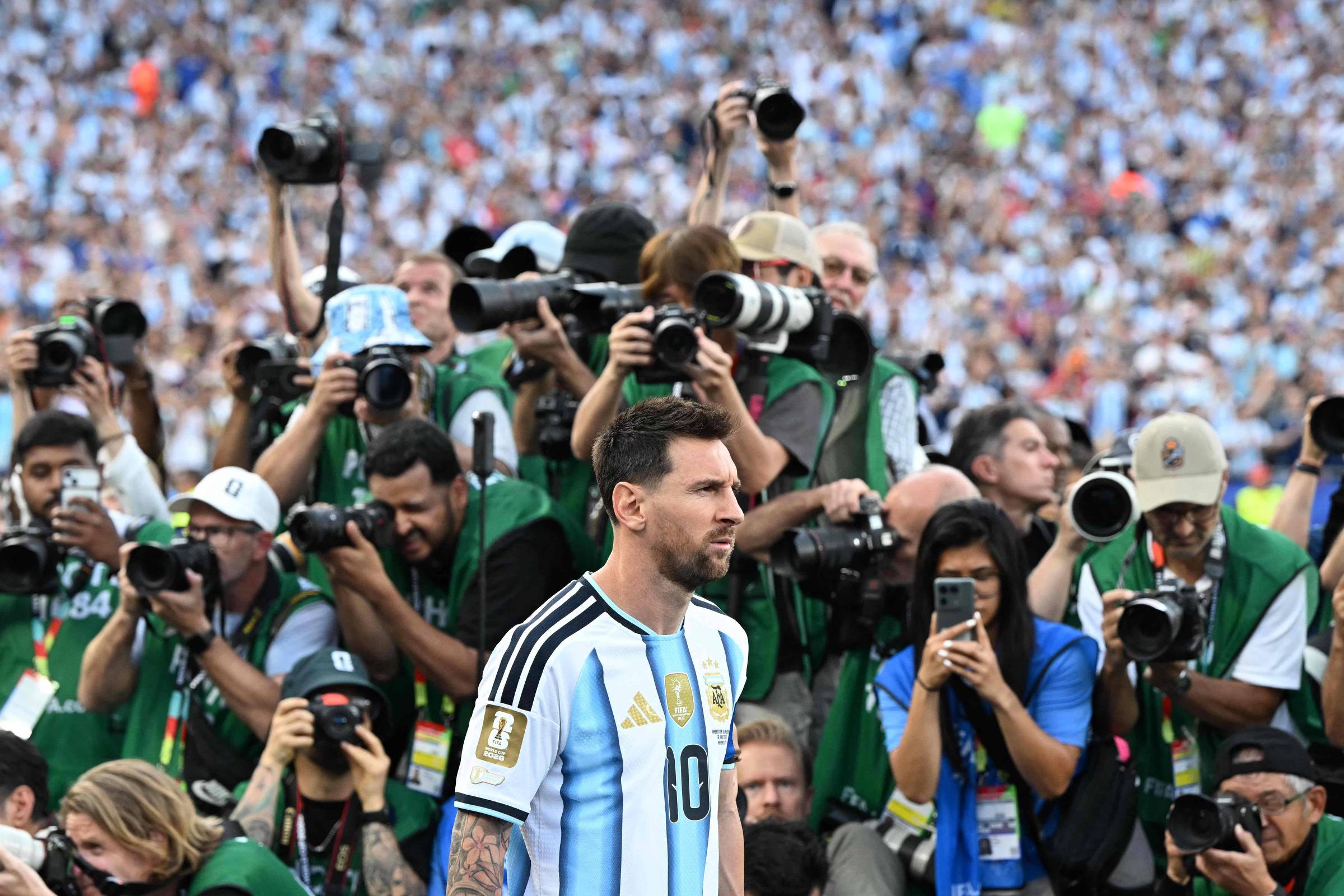 Messi, Mbappé e Haaland: segunda é dia de embate de artilheiros na Copa