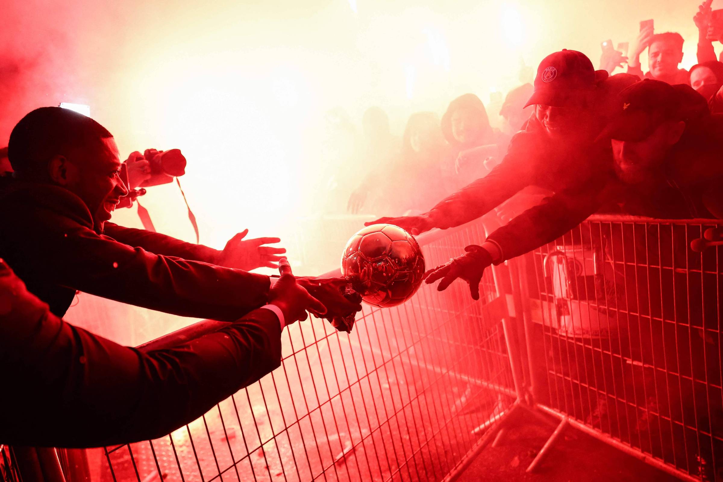 Opinião - O Mundo É uma Bola: Melhor do mundo, sem favorito e sem coerência