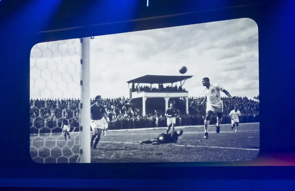 Google usa IA para recriar o gol mais bonito de Pelé