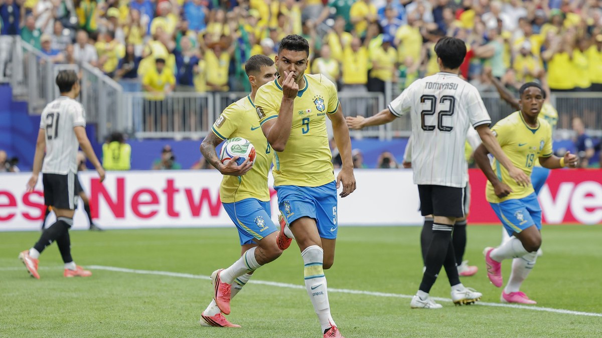De vilão a herói, Casemiro iguala recorde de Zagallo na Copa