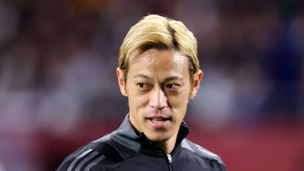 Após eliminação, Keisuke Honda se oferece para treinar o Japão