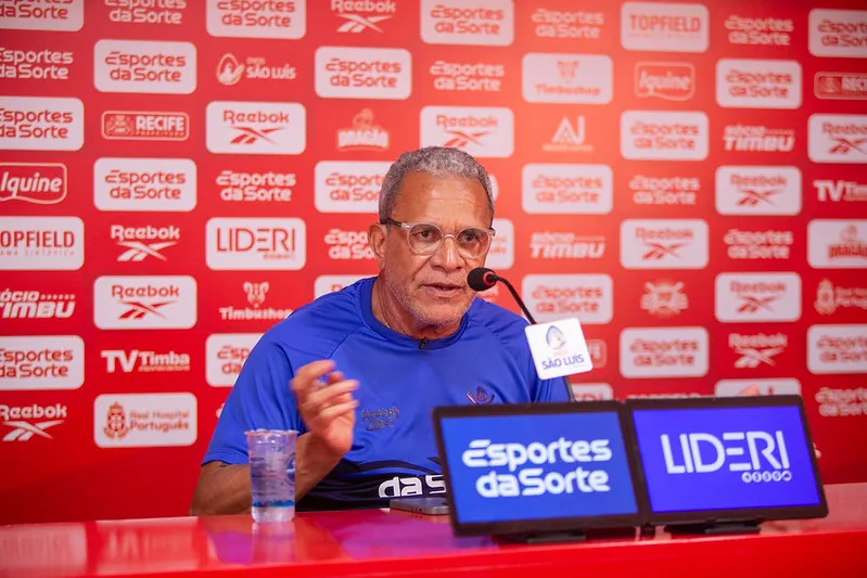 Hélio dos Anjos pede foco do Náutico antes de pegar o América-MG