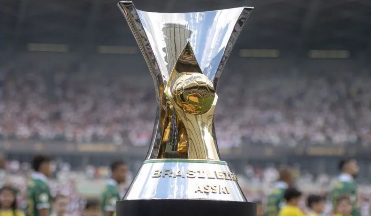 Brasileirão estreia impedimento semiautomático hoje; CBF quer câmera no árbitro e mais mudanças para 2027