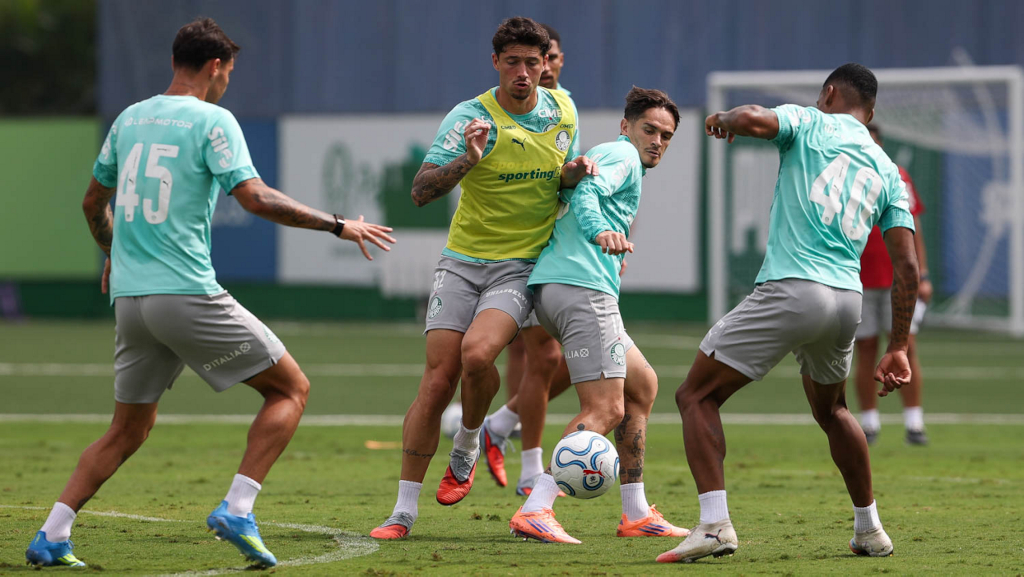 Com desfalques, Palmeiras visita o Coritiba na volta do Brasileirão