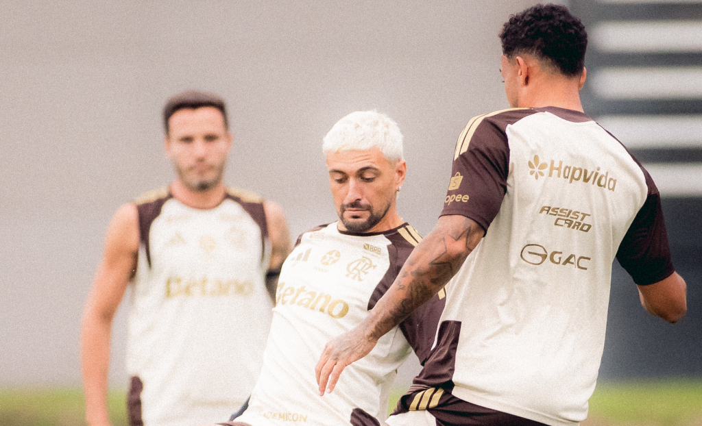 Flamengo recebe Mirassol em jogo atrasado para colar no líder do Brasileirão