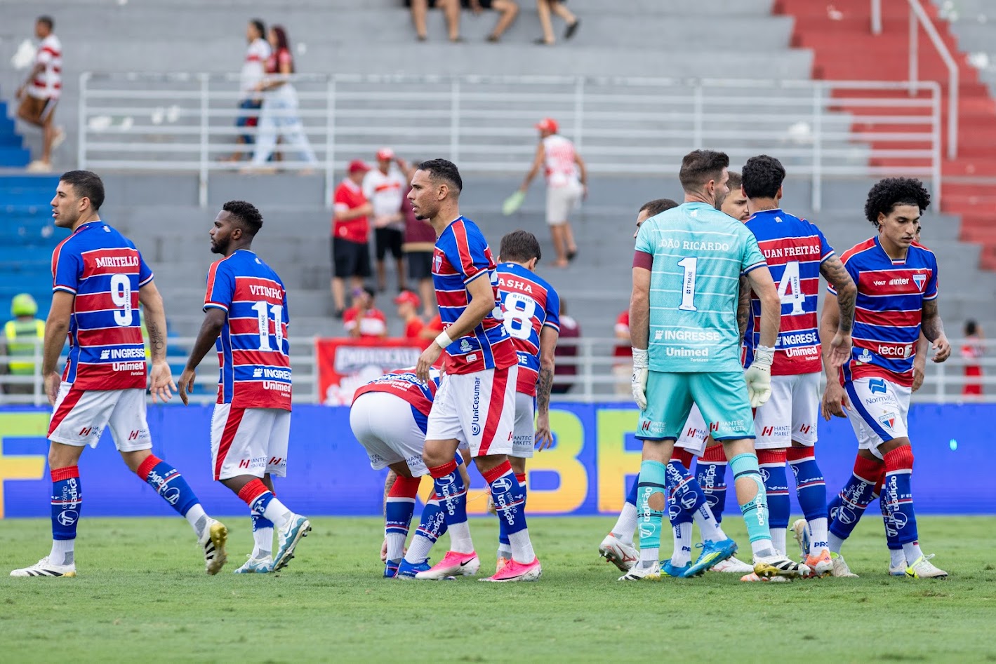 Fortaleza x Ponte Preta: veja onde assistir e prováveis escalações do confronto pelo Brasileirão Série B