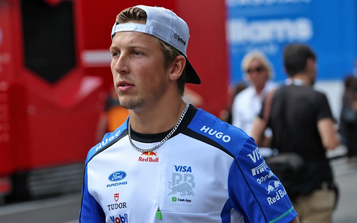 Lawson ganha força para seguir na Racing Bulls em 2027