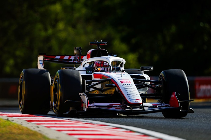 Haas avalia pilotos em teste de F1 em Portimão